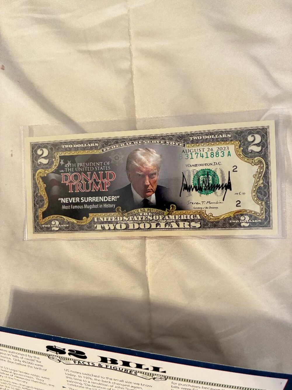New President Trump $2.00 Bill with autograph with Trump coin
